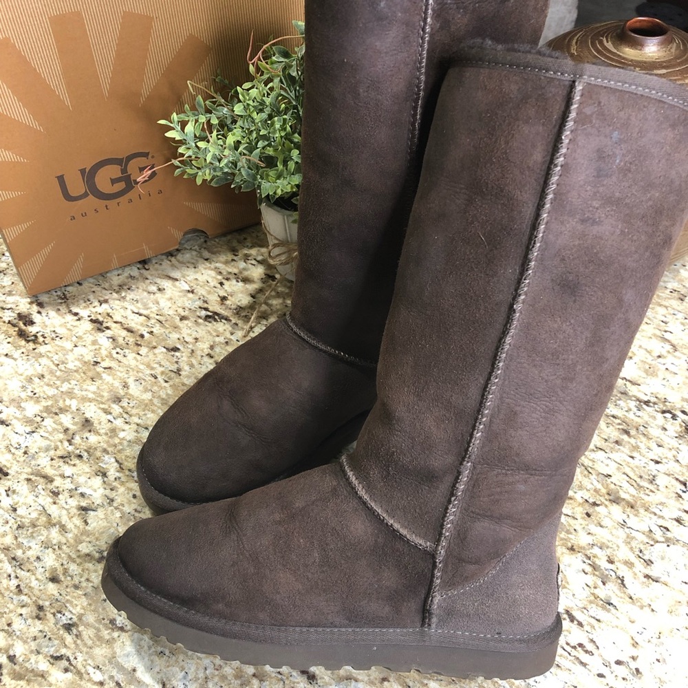 Ugg Australia Chocolate Brown Tall Shearling Lined Wool Boots 7 Wide
